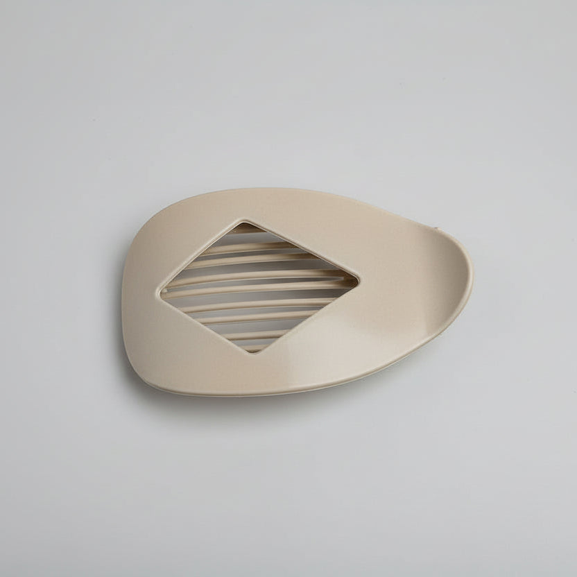 Georgia Flat Hair Calw Clip